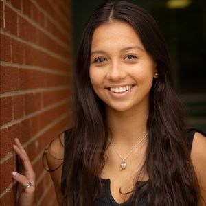 Meet your Posher, Melissa